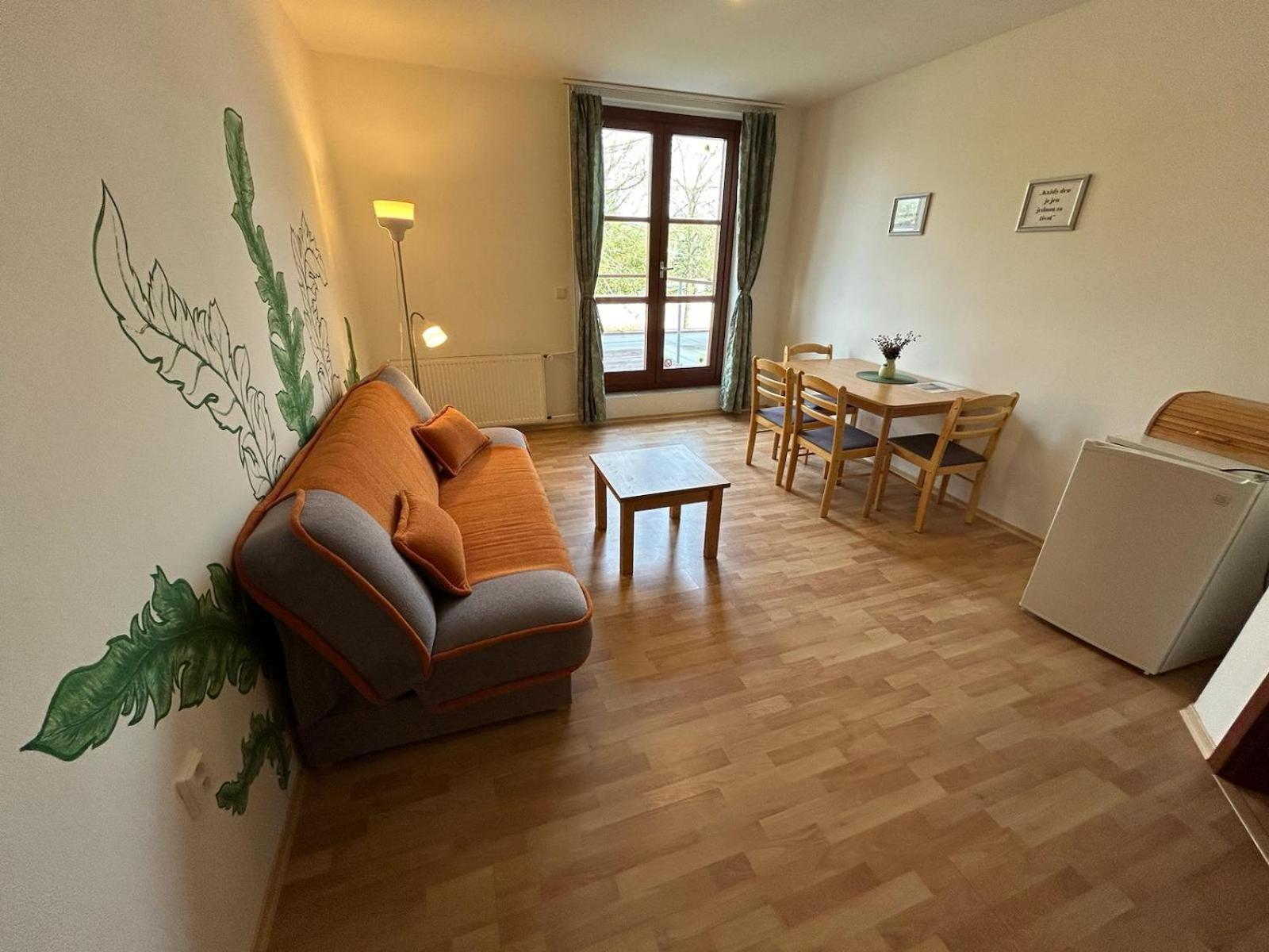 Penzion Majak Dublovice Ngoại thất bức ảnh